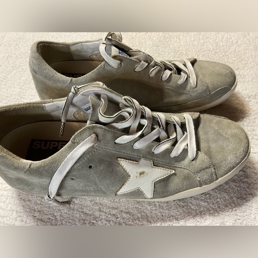 Golden Goose genuine leather Gray Men's Sneakers
Size:40 - Picture 6 of 10